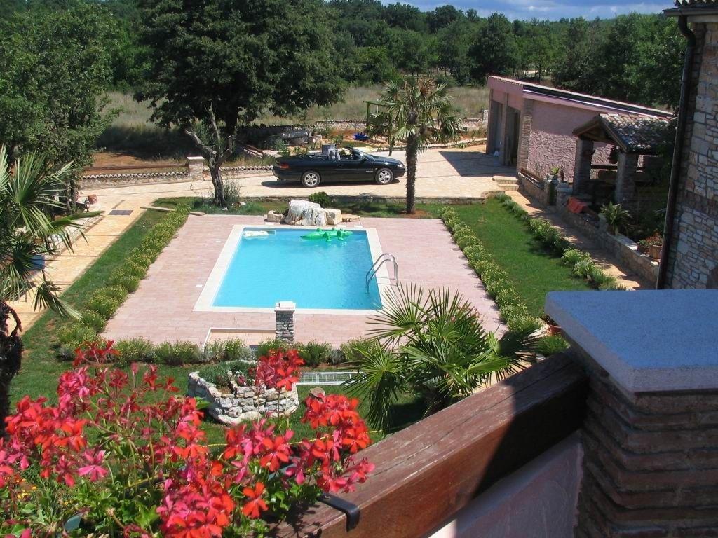Villa In Funtana With Private Tenniscourt Exterior photo